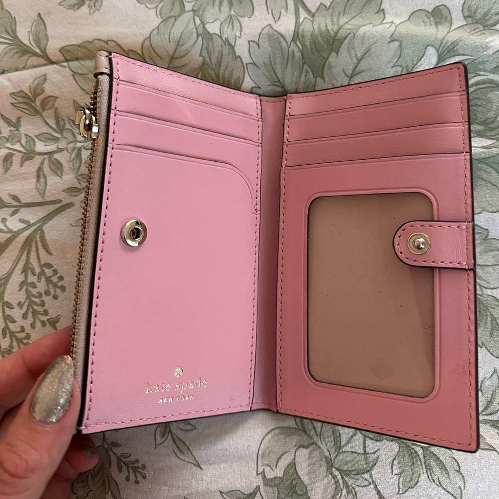 Kate Spade Wallet - Picture 3 of 3